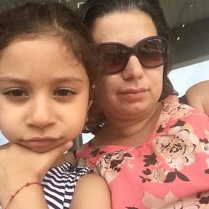 Meet your Posher, Radmila